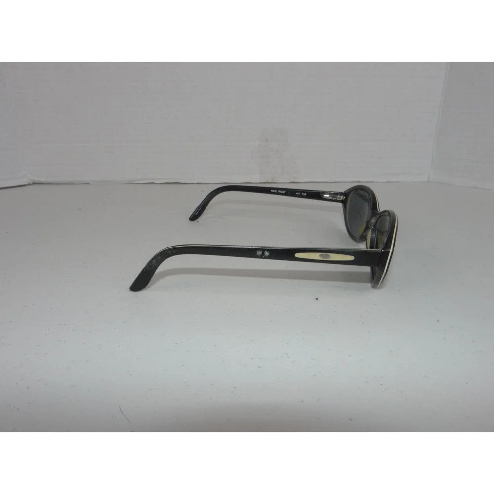 Nine West Lucky/S Sunglasses Black Cream Oval Frame Dark Lens AH 135 1K6P